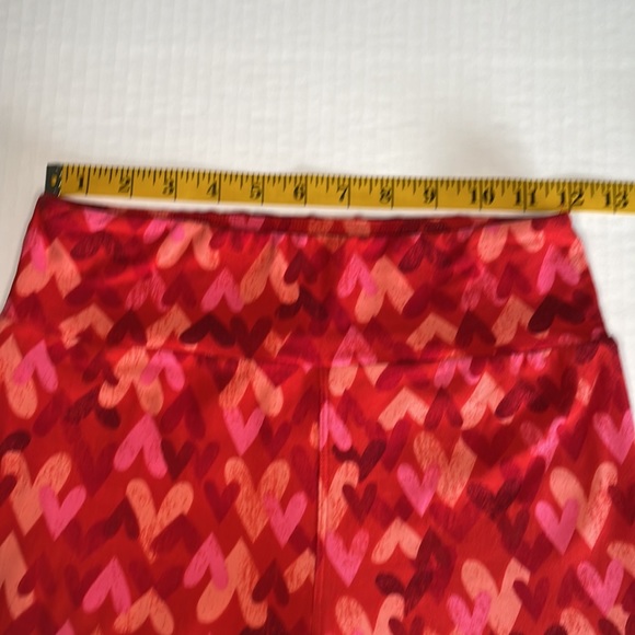 Lularoe red leggings with hearts size: one size - Picture 5 of 7